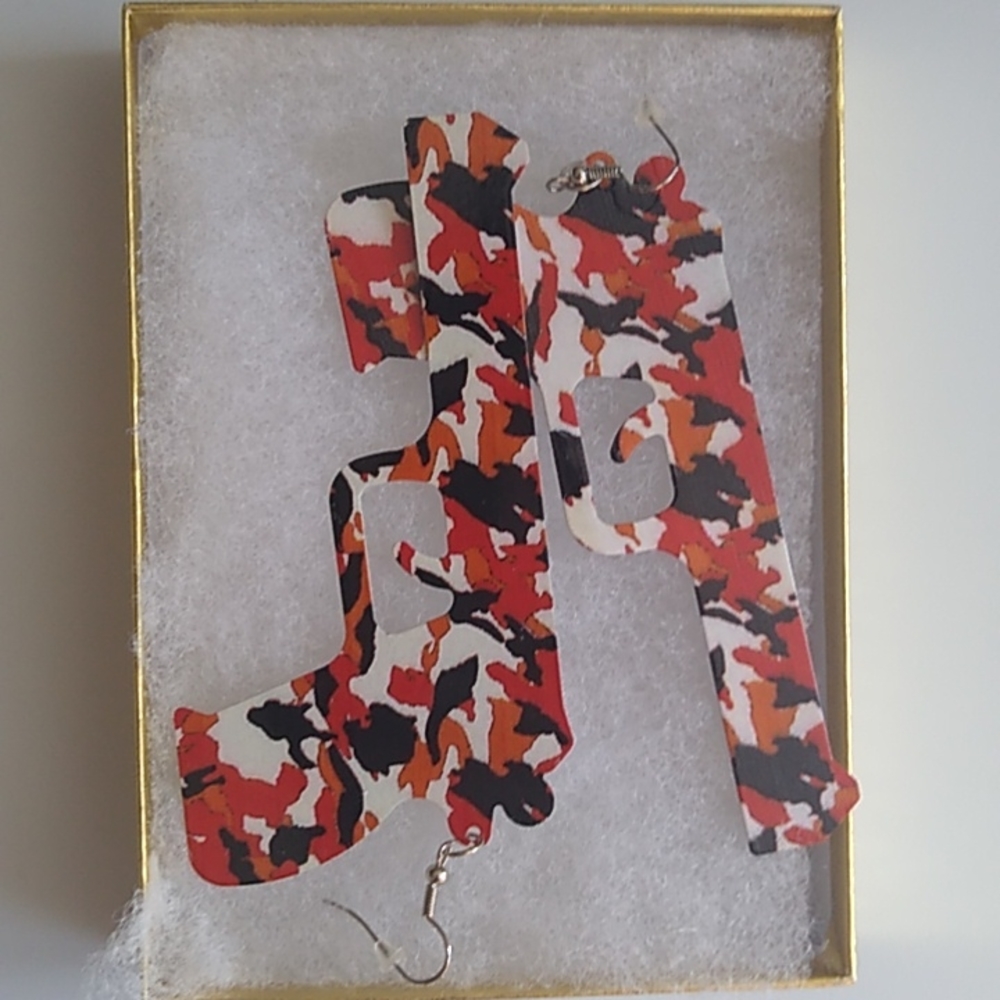❗ CLEARANCE ❗ Mix Pistol Camouflage Hammered Metal Earrings Orange Red Pistols - Picture 9 of 10